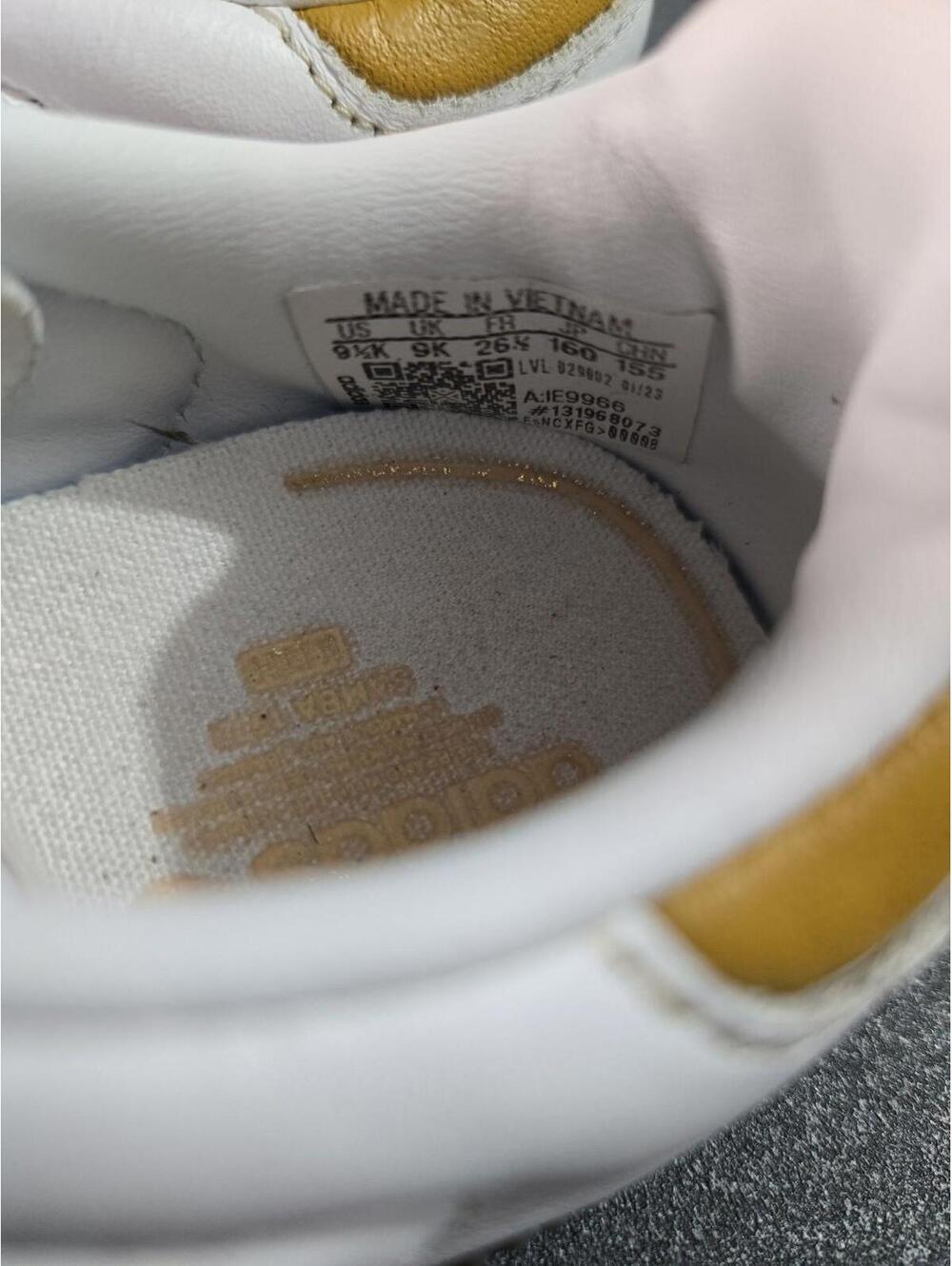 Adidas x Kith Samba Kids White/Gold Sneakers Size 9.5K - Picture 4 of 6